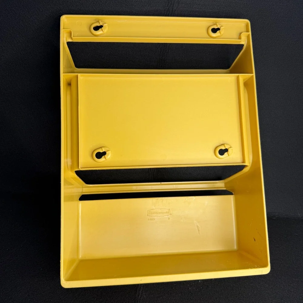 VTG 1981 Rubbermaid Clean Up Caddy Organizer Yellow Wall Door Mount 2320 USA